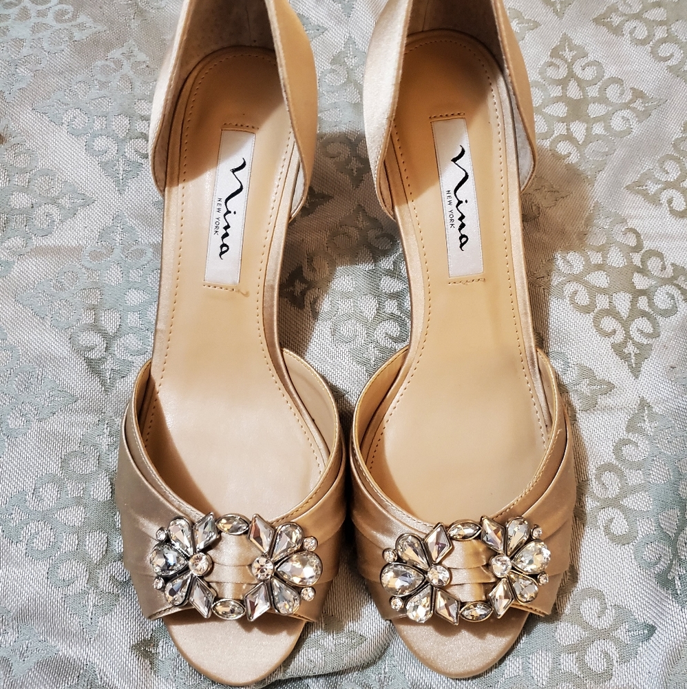 Nina Charisa Pumps